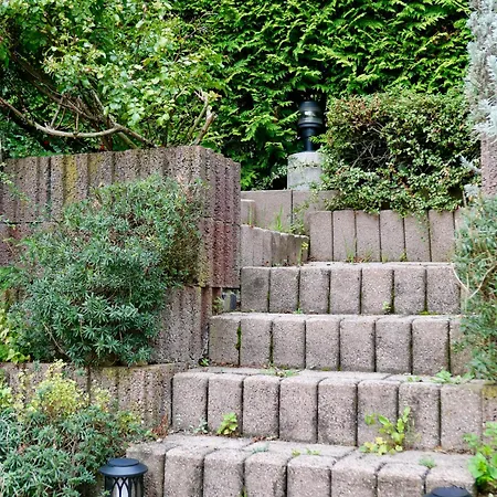 Schoenes Mit Terrasse Im Steingarten * Bad Vilbel