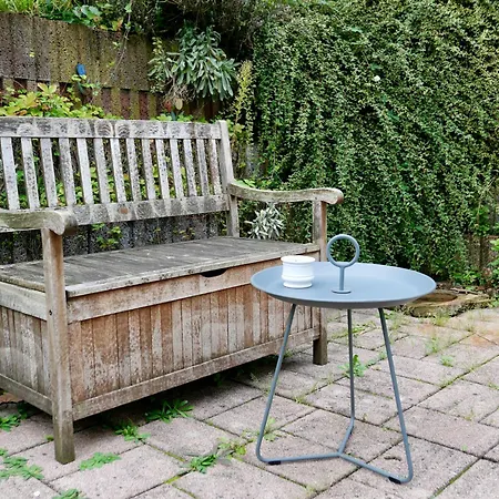 Schoenes Mit Terrasse Im Steingarten * Bad Vilbel