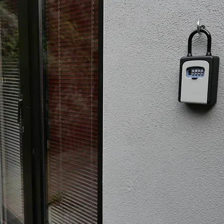 Schoenes Mit Terrasse Im Steingarten Apartment